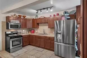 394 S Eucalyptus, Rialto, CA 92376 - Photo 18