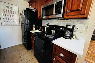 230 Linden Ave, Long Beach, CA 90802 - Photo 8