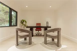 5509 Oakdale, Woodland Hills, CA 91364 - Photo 18