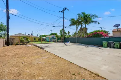 2114 N Bahama Avenue, Los Angeles, CA 90059 - Photo 14