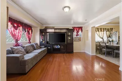 706 W 42nd, Los Angeles, CA 90037 - Photo 4