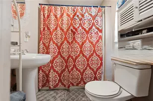 706 W 42nd, Los Angeles, CA 90037 - Photo 30