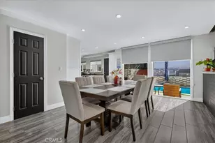 6754 S Garth, Los Angeles, CA 90056 - Photo 2