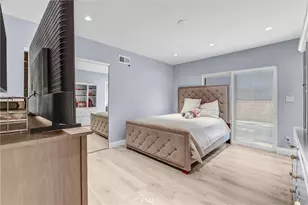 15012 Wyandotte, Los Angeles, CA 91405 - Photo 48