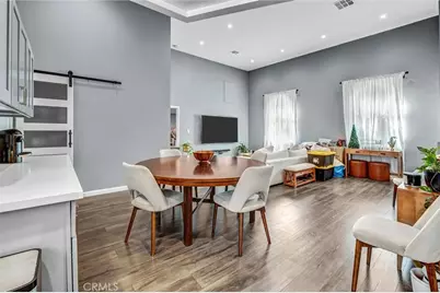15012 Wyandotte, Los Angeles, CA 91405 - Photo 20