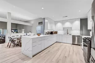 15012 Wyandotte, Los Angeles, CA 91405 - Photo 38