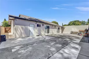 15012 Wyandotte, Los Angeles, CA 91405 - Photo 12