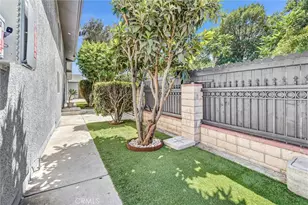 15012 Wyandotte, Los Angeles, CA 91405 - Photo 8
