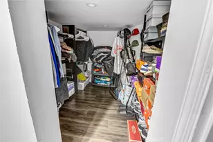15012 Wyandotte, Los Angeles, CA 91405 - Photo 58