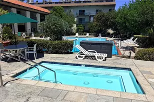5460 White Oak N D312, Los Angeles, CA 91316 - Photo 8