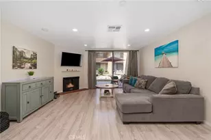 12750 Centralia Street, Lakewood, CA 90715 - Photo 2