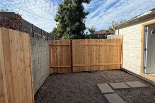8995 Alexander, South Gate, CA 90280 - Photo 22