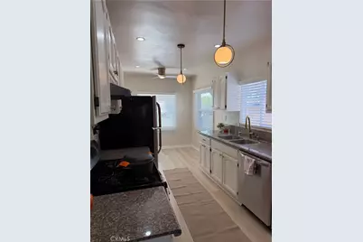 8995 Alexander, South Gate, CA 90280 - Photo 4