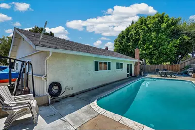 1215 Dickenson, Upland, CA 91786 - Photo 22