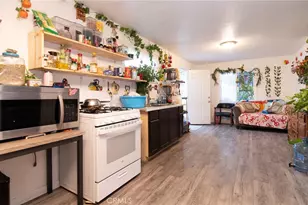 415 95th St, Los Angeles, CA 90044 - Photo 14