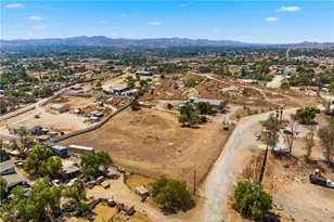 22201 Alviso, Perris, CA 92570 - Photo 28