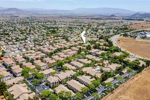 33690 Willow Haven Ln, Murrieta, CA 92563 - Photo 4