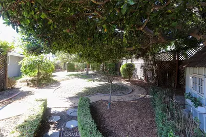 419 E Sunny Hills, Fullerton, CA 92835 - Photo 54