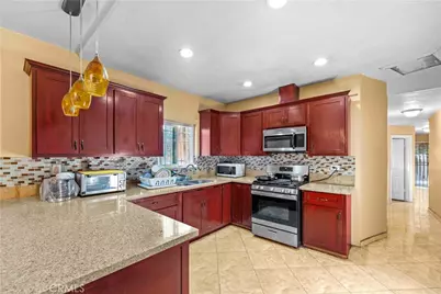 651 E 53rd, Los Angeles, CA 90011 - Photo 6