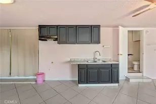 535 E Valencia St, Rialto, CA 92376 - Photo 16