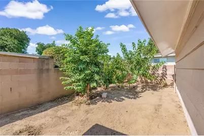 535 E Valencia Street, Rialto, CA 92376 - Photo 34