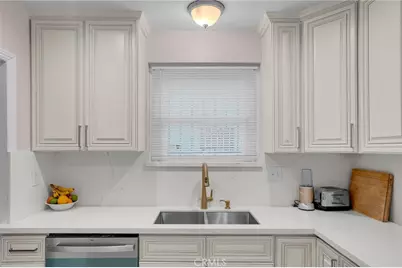9812 S Denker, Los Angeles, CA 90047 - Photo 16