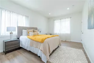 232 W 40th Pl, Los Angeles, CA 90037 - Photo 26