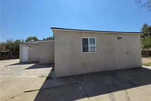 336 T, Bakersfield, CA 93304 - Photo 4