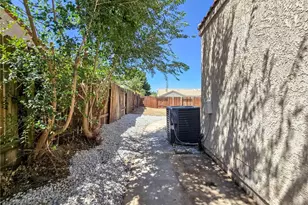 12416 Softwind Dr, Victorville, CA 92395 - Photo 28