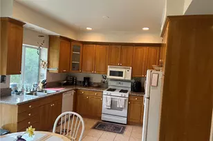 6816 Geyser Ave, Reseda, CA 91335 - Photo 2