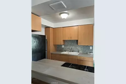 8981 Hildreth Avenue, South Gate, CA 90280 - Photo 10