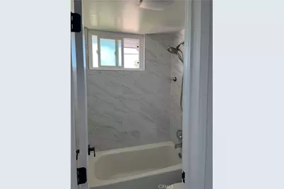 8981 Hildreth Avenue, South Gate, CA 90280 - Photo 18