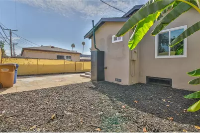 1433 W 96th, Los Angeles, CA 90047 - Photo 24