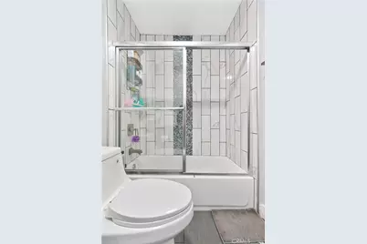 1301 E Pacific Coast, Los Angeles, CA 90744 - Photo 32