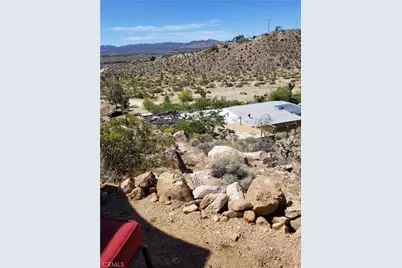 5924 Avalon, Yucca Valley, CA 92284 - Photo 2
