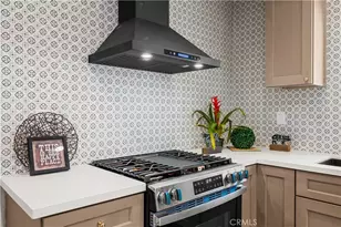 8991 Victoria Ave, South Gate, CA 90280 - Photo 18