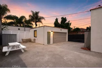 8991 Victoria Avenue, South Gate, CA 90280 - Photo 2