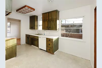 9008 Paramount Boulevard, Downey, CA 90240 - Photo 8