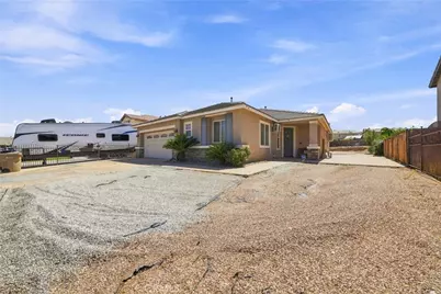 13817 Coolidge, Hesperia, CA 92344 - Photo 4