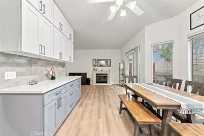 13421 Hubbard St #103, Sylmar, CA 91342 - Photo 6