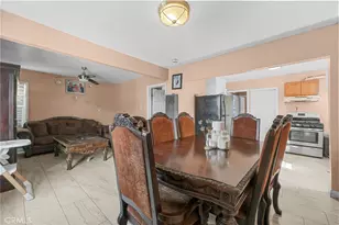 2111 E 118th St, Los Angeles, CA 90059 - Photo 42