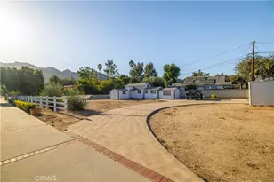 9957 Shoup Ave, Chatsworth, CA 91311 - Photo 32