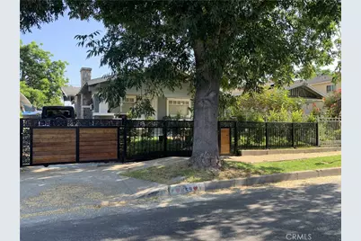 659 E 52nd Place, Los Angeles, CA 90011 - Photo 2
