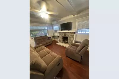 659 E 52nd Place, Los Angeles, CA 90011 - Photo 4