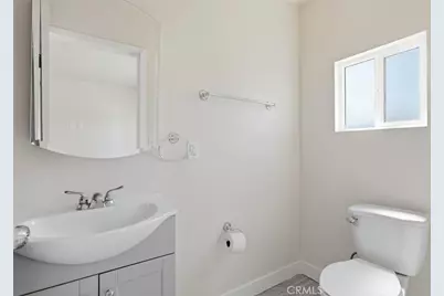 817 W 79th, Los Angeles, CA 90044 - Photo 10