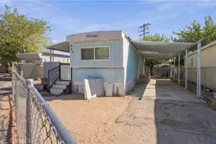 9426 Tamarisk Ave, Hesperia, CA 92345 - Photo 22