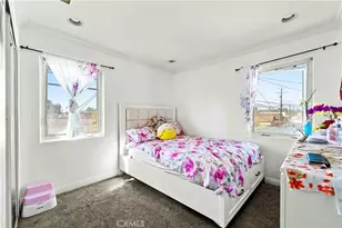 8463 S Halldale, Los Angeles, CA 90047 - Photo 22