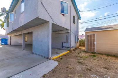 8463 S Halldale, Los Angeles, CA 90047 - Photo 4