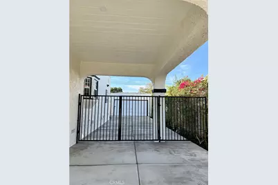 1861 W 94th, Los Angeles, CA 90047 - Photo 38