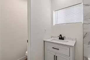 1028 E 10th, Long Beach, CA 90813 - Photo 26